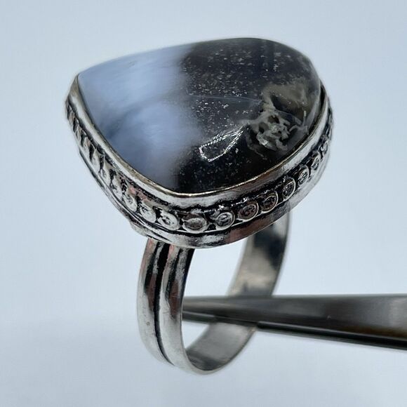 Stunning Boho Trillion Cut Owhyee Blue Opal Silver Plated Gemstone Ring 7.5 - Picture 1 of 7